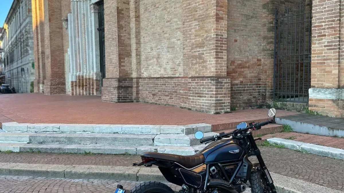 Ducati Scrambler 800 Nightshift (2023 - 24)  (5)