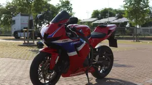 Honda CBR 600 RR (2024 - 26)  (6)