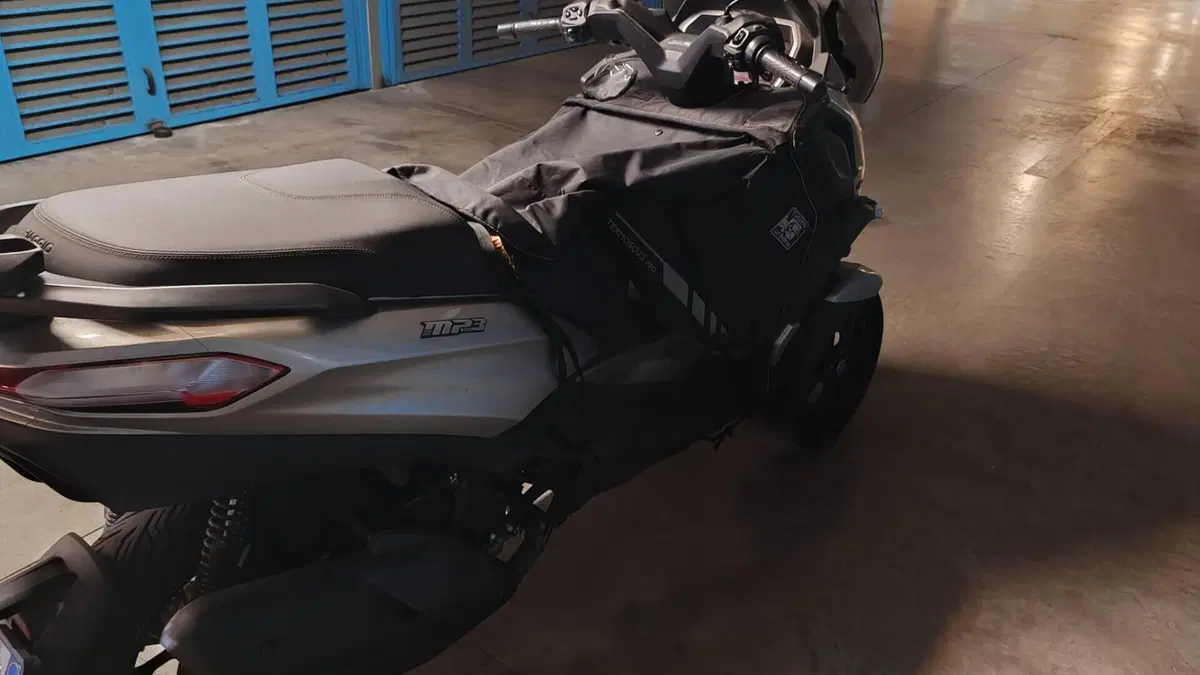 Piaggio MP3 400 ABS Hpe (2023 - 25)  (3)