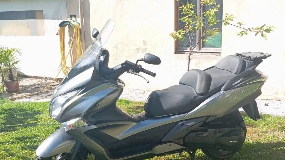 Honda Silver Wing 400 (2006 - 09) 