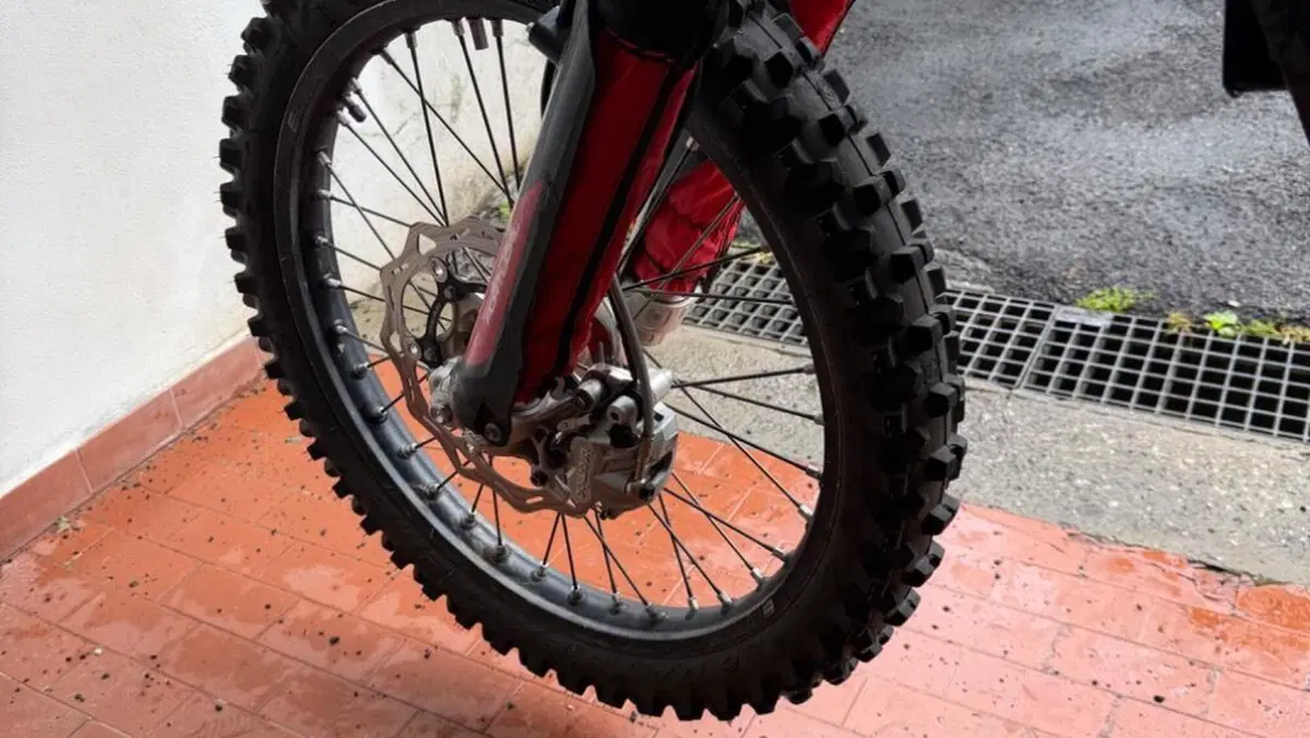 KTM 350 EXC-F Six Days (2020)  (9)