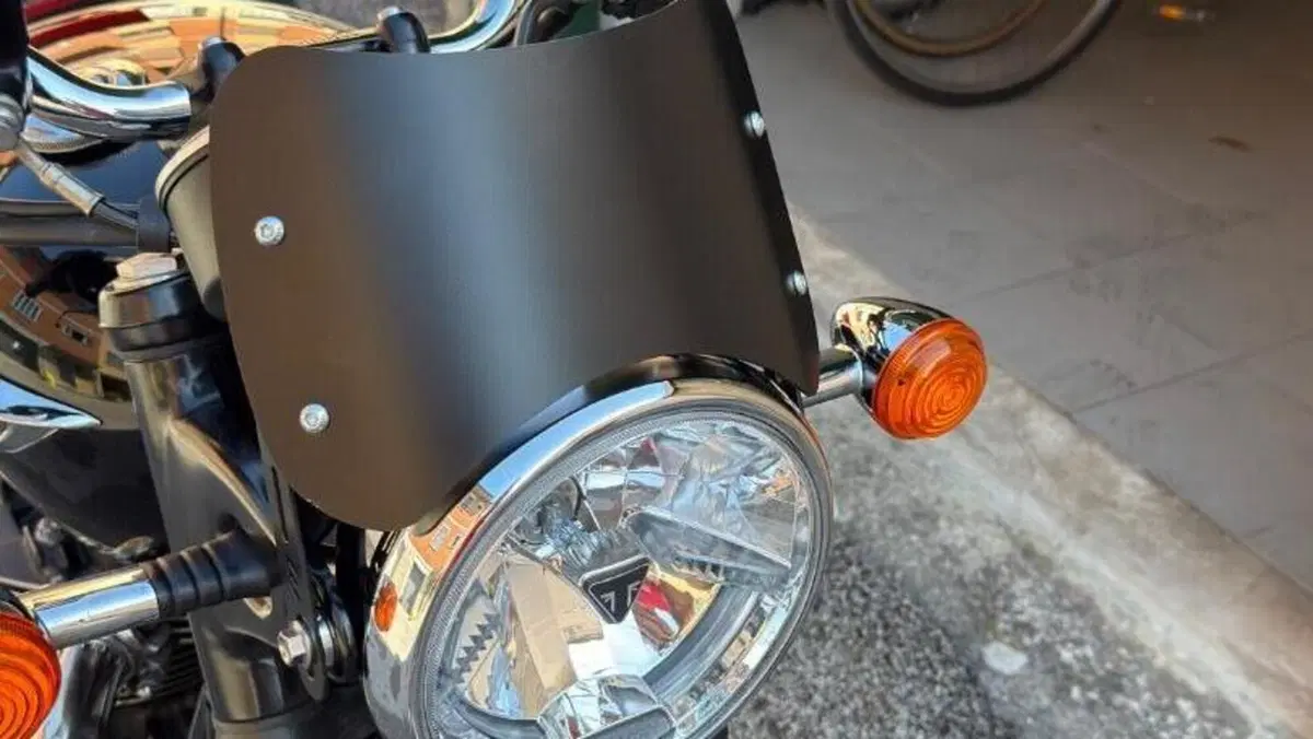 Triumph Bonneville T120 (2016 - 20)  (2)