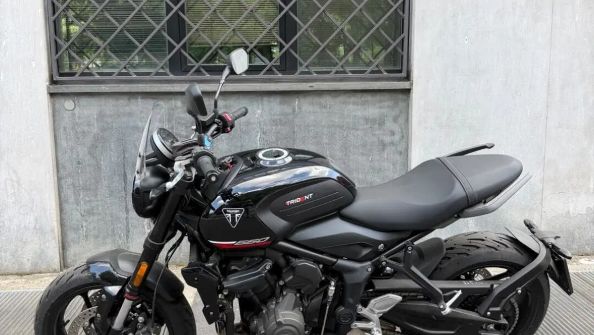 Triumph Trident 660 (2025) 