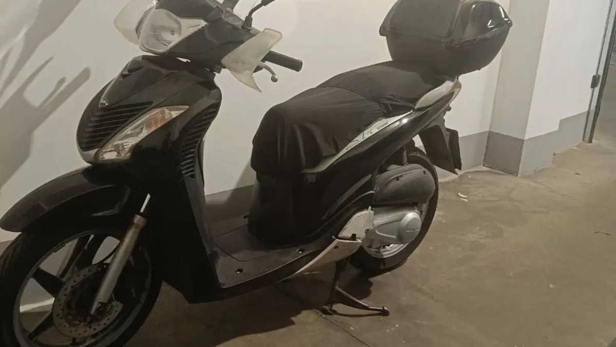 Honda SH 150i (2009 - 12) 