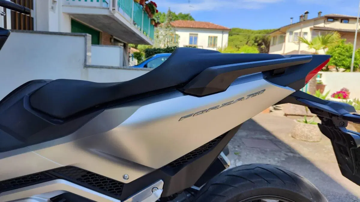 Honda Forza 750 DCT (2021 - 24)  (8)
