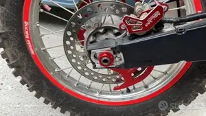 Honda CRF 250R (2005)  (6)