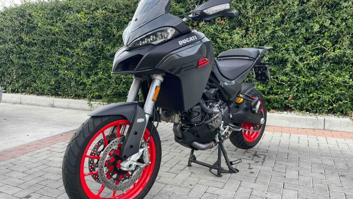 Ducati Multistrada V2 S (2022 - 24)  (2)