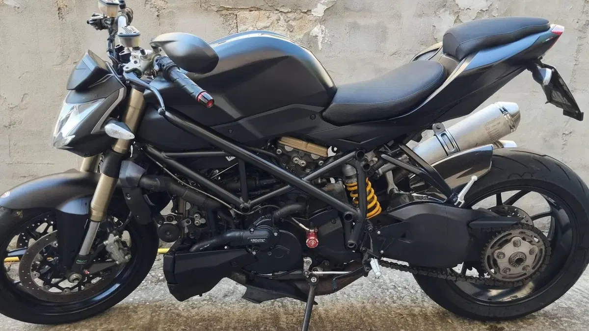 Ducati Streetfighter 848 (2011 - 15)  (4)