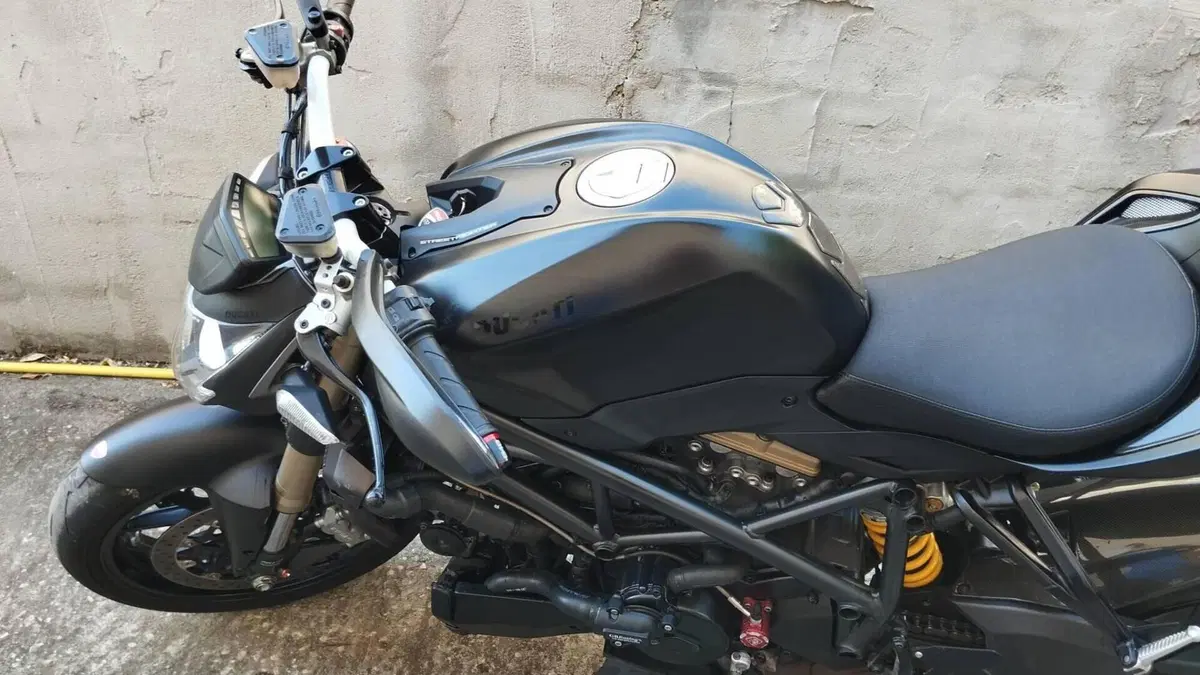 Ducati Streetfighter 848 (2011 - 15)  (6)