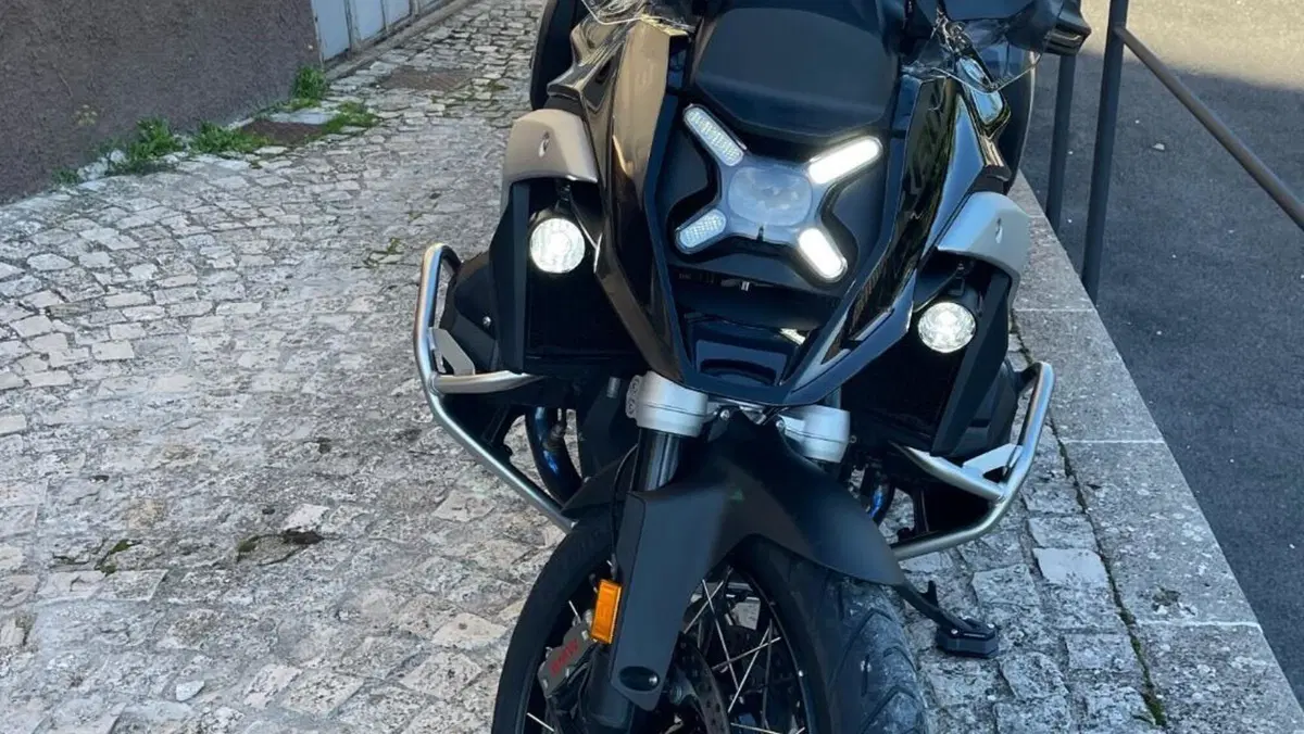 Bmw R 1300 GS Triple Black (2023 - 26)  (2)