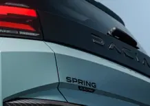 Nuova Dacia Spring: la city car elettrica più accessibile d'Europa cambia pelle