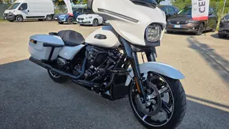 Harley-Davidson Street Glide (2024 - 26) usata