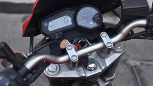 Yamaha XJ6 (2008 - 15)  (5)