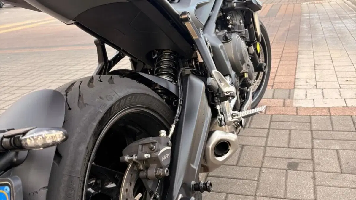 Triumph Trident 660 (2021 - 24)  (7)