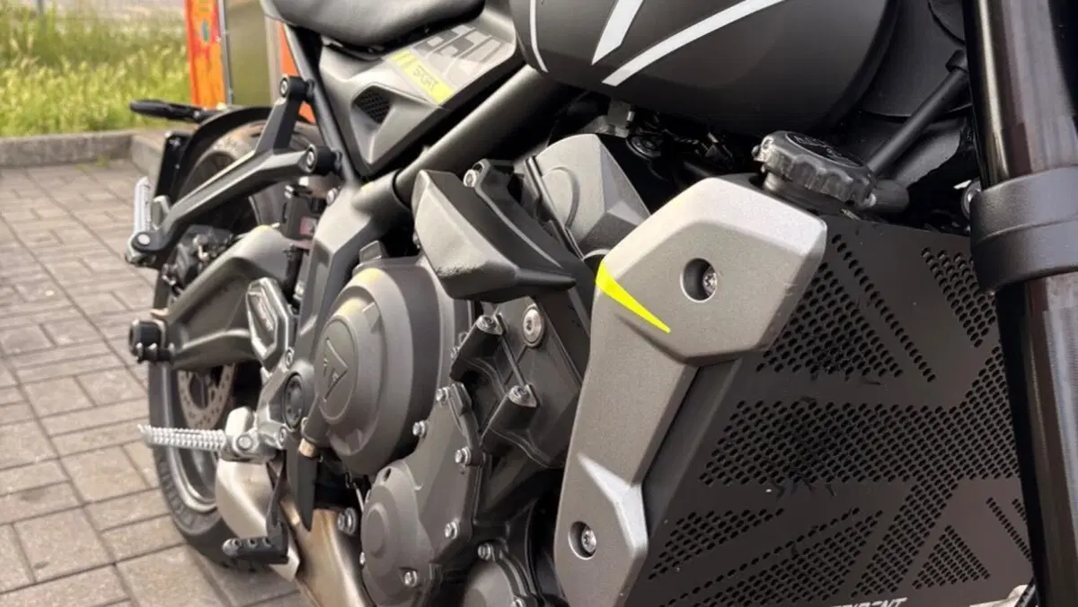 Triumph Trident 660 (2021 - 24)  (8)