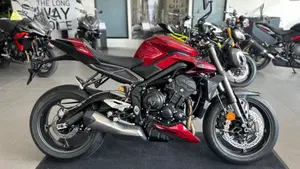 Triumph Street Triple 765 RS (2023 - 26) 