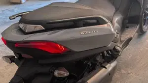 Yamaha Tricity 300 (2021 - 24)  (6)