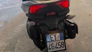 Yamaha Tricity 300 (2021 - 24)  (7)