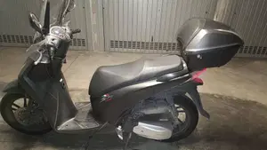 Honda SH 150i ABS (2013 - 16)  (2)