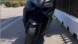 Yamaha T-Max 560 (2022 - 24) usata
