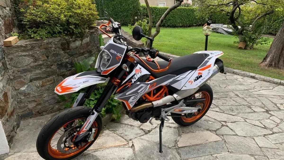 KTM 690 SMC R (2012 -17)  (4)