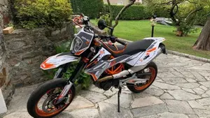 KTM 690 SMC R (2012 -17)  (4)
