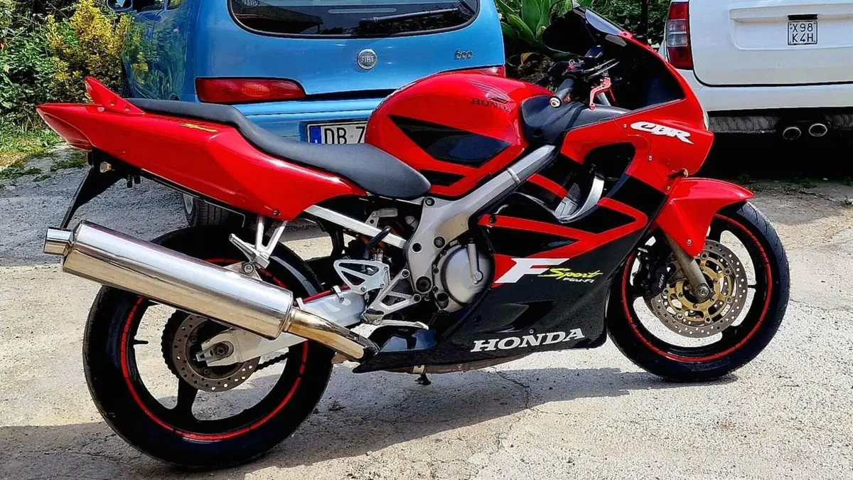 Honda CBR 600 F (2001 - 06)  (9)