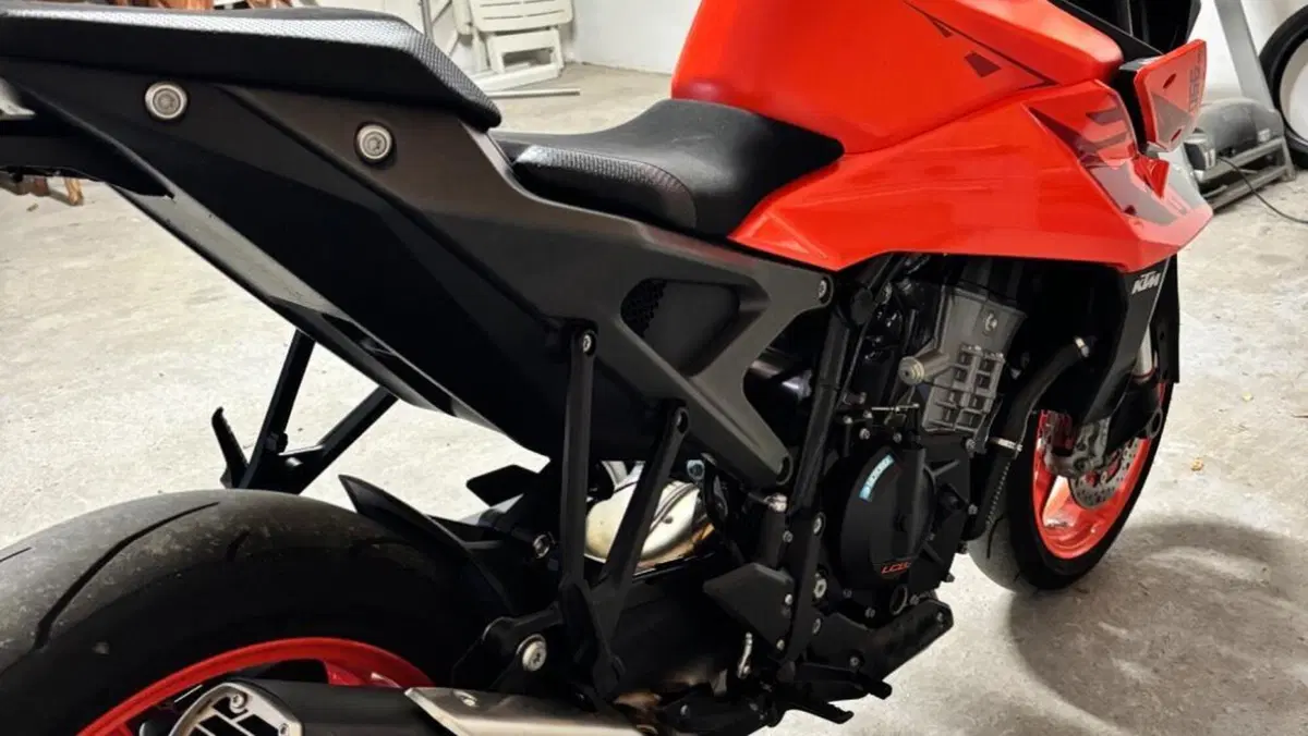 KTM 990 Duke (2024 - 26)  (3)
