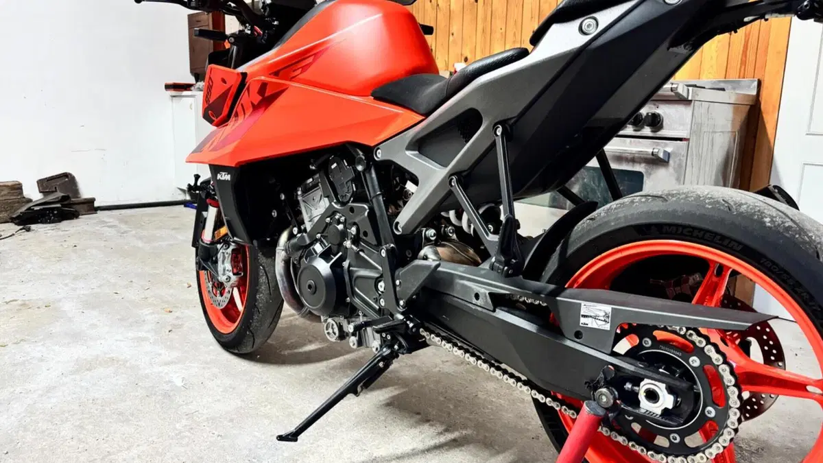 KTM 990 Duke (2024 - 26)  (4)