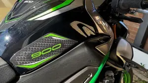 Kawasaki Z 900 SE (2025 - 26)  (15)