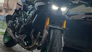 Kawasaki Z 900 SE (2025 - 26)  (4)