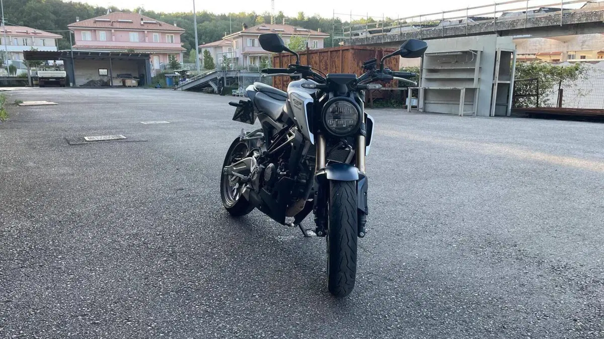Honda CB 125 R (2021 - 23)  (7)