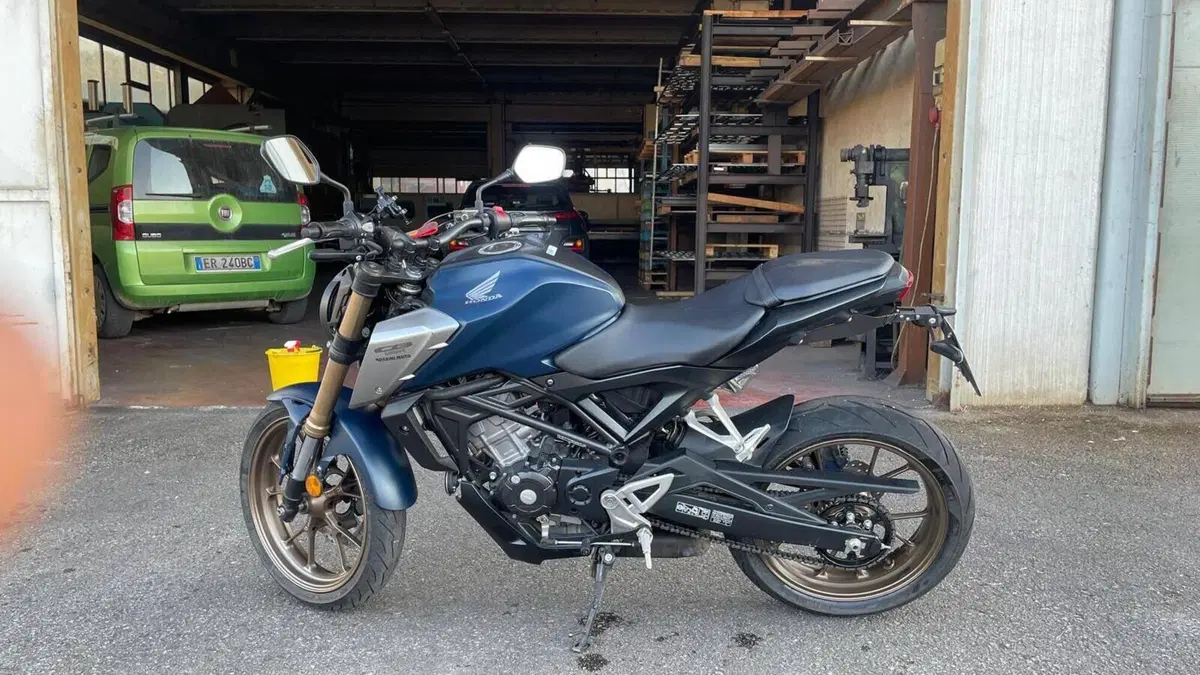 Honda CB 125 R (2021 - 23)  (9)