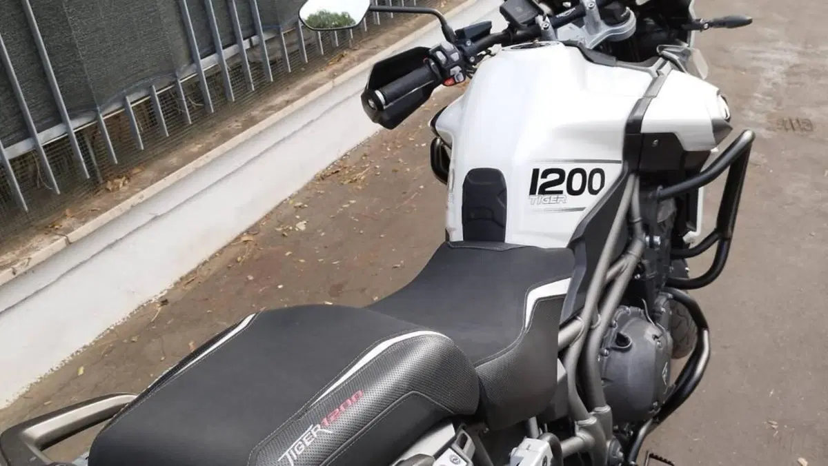 Triumph Tiger 1200 XRt (2018 - 20)  (4)