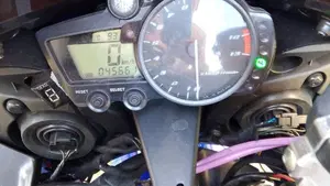 Yamaha YZF R1 (2002 - 03)  (15)