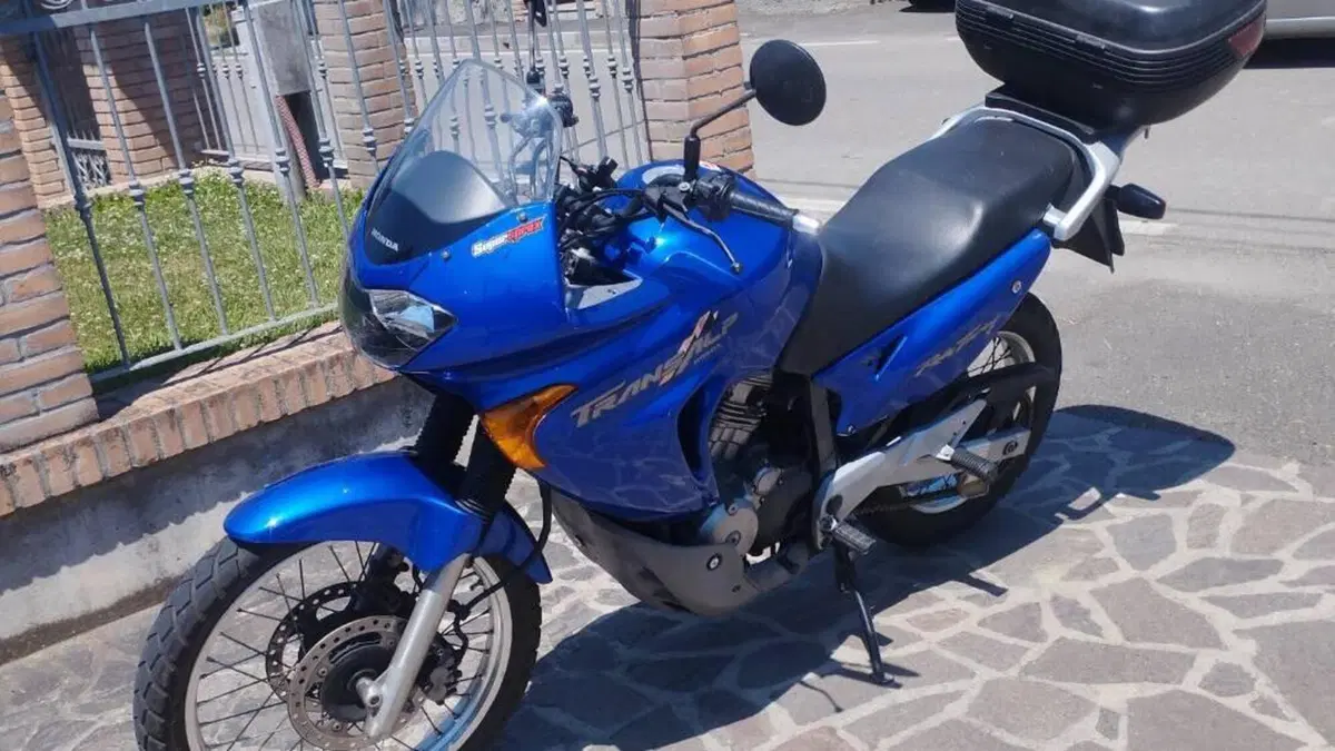 Honda Transalp XL 650V (2000 - 04)  (7)
