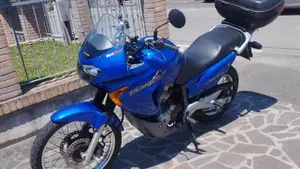Honda Transalp XL 650V (2000 - 04)  (7)