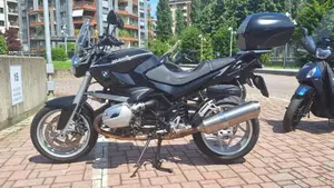 Bmw R 1200 R (2006 - 11)  (2)