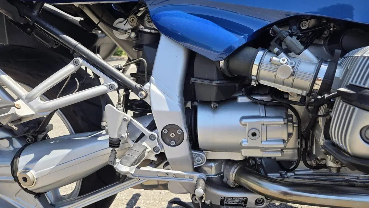 Bmw R 1100 S  (9)
