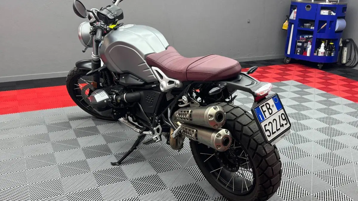 Bmw R nineT Scrambler (2021 - 24)  (4)