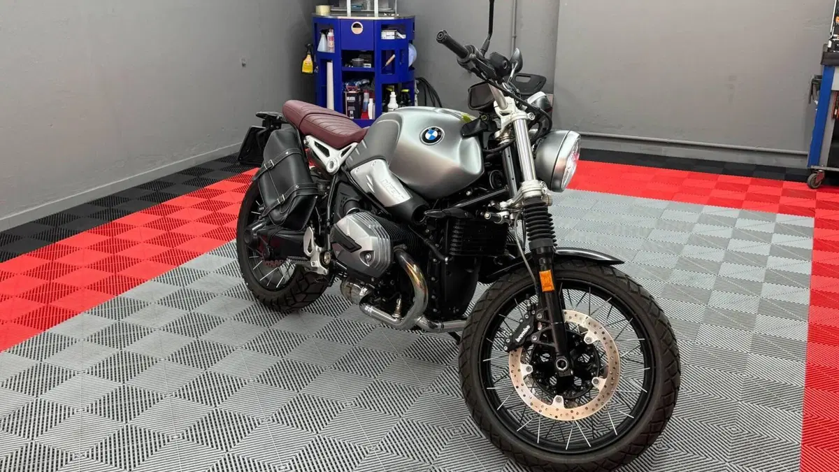 Bmw R nineT Scrambler (2021 - 24)  (8)