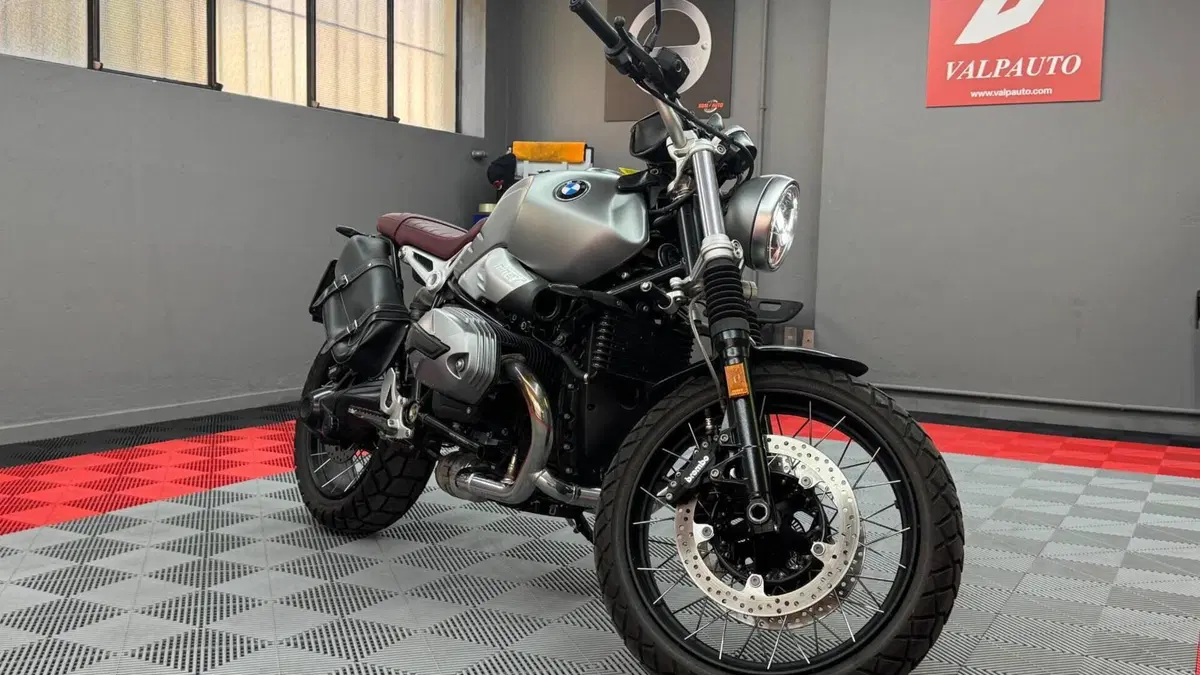 Bmw R nineT Scrambler (2021 - 24)  (15)