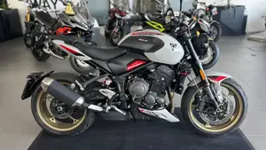 Triumph Trident 800 (2026) 