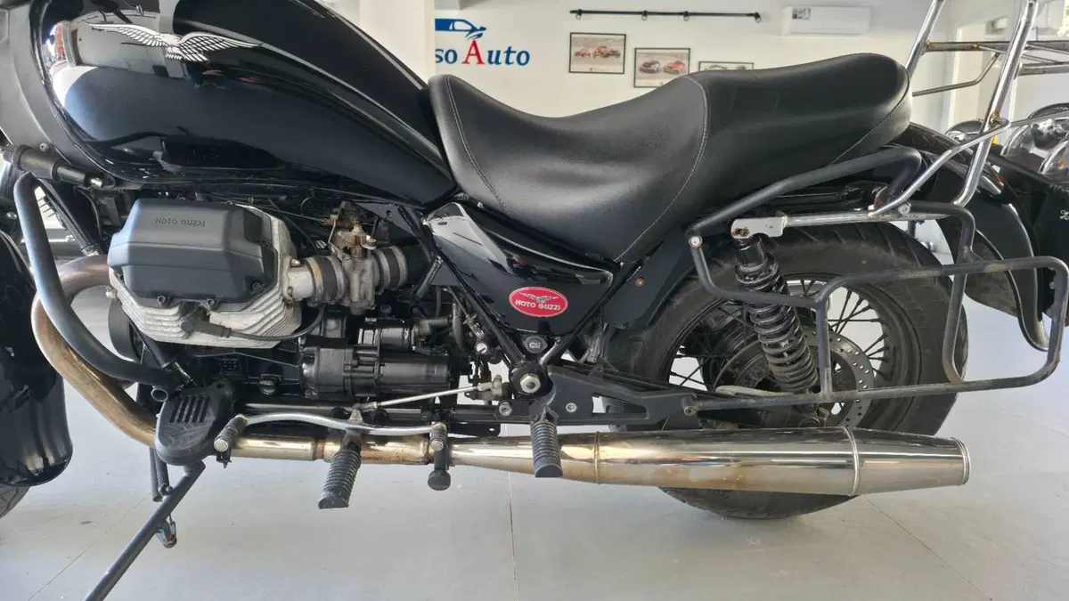 Moto Guzzi   (8)