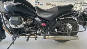 Moto Guzzi   (8)