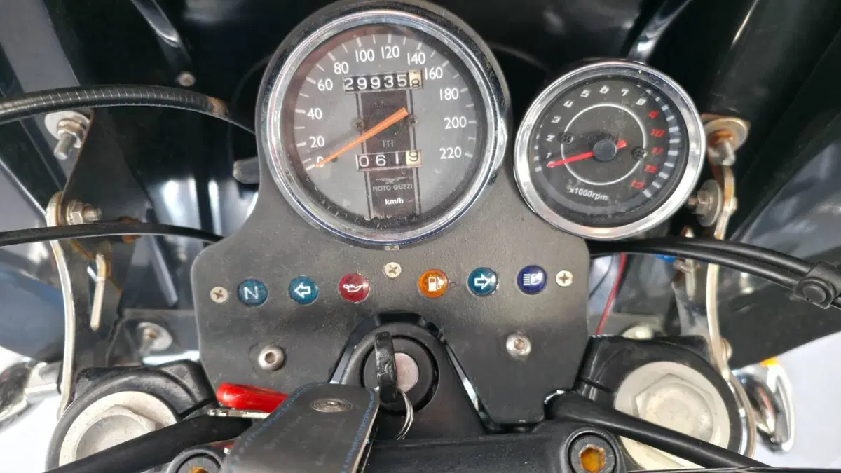 Moto Guzzi   (12)