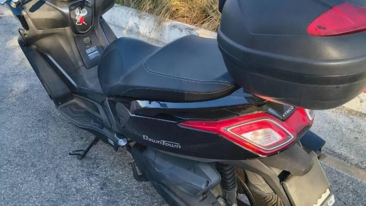 Kymco Downtown 350i ABS (2015 - 17)  (4)