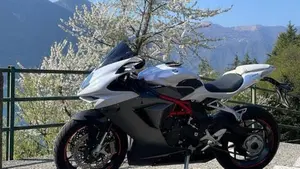 MV Agusta F3 800 EAS ABS (2013 - 17)  (7)
