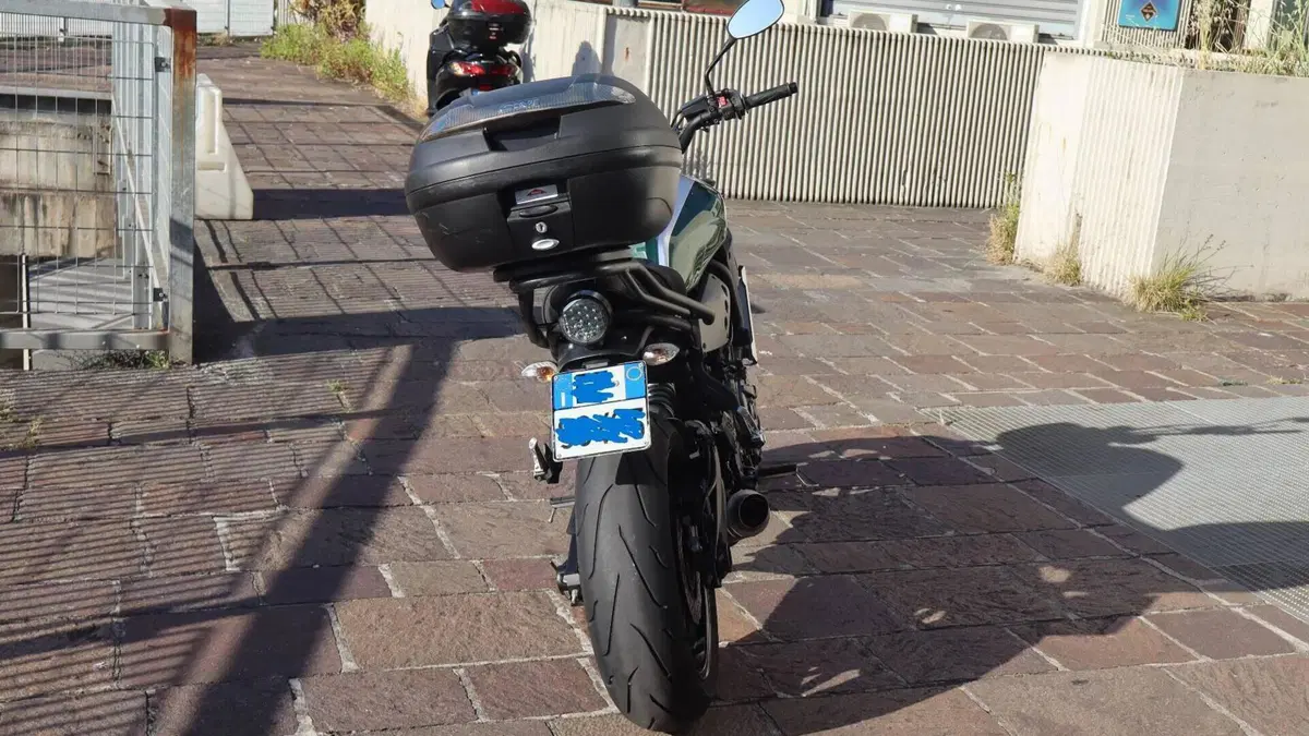 Yamaha XSR 700 ABS (2016 - 20)  (2)