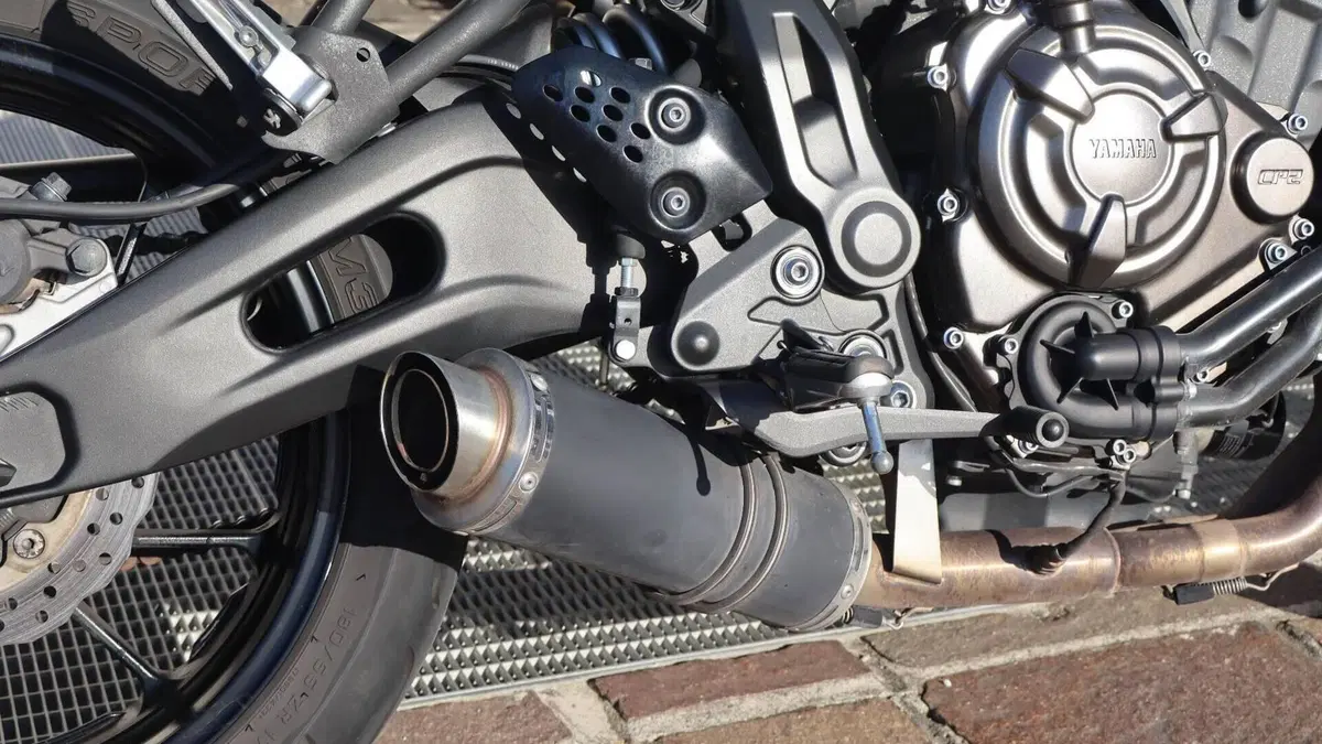 Yamaha XSR 700 ABS (2016 - 20)  (7)